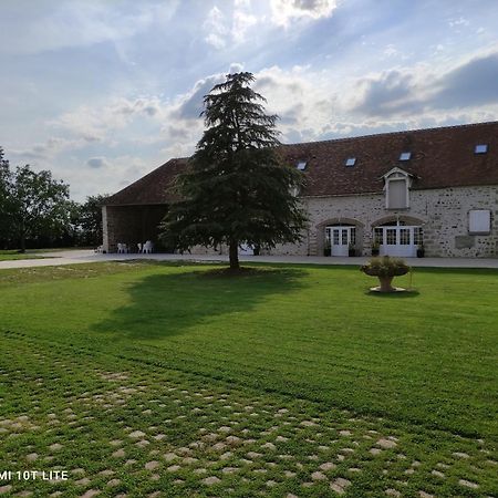 Domaine De La Ferme De Mont Panzió Mormant Kültér fotó