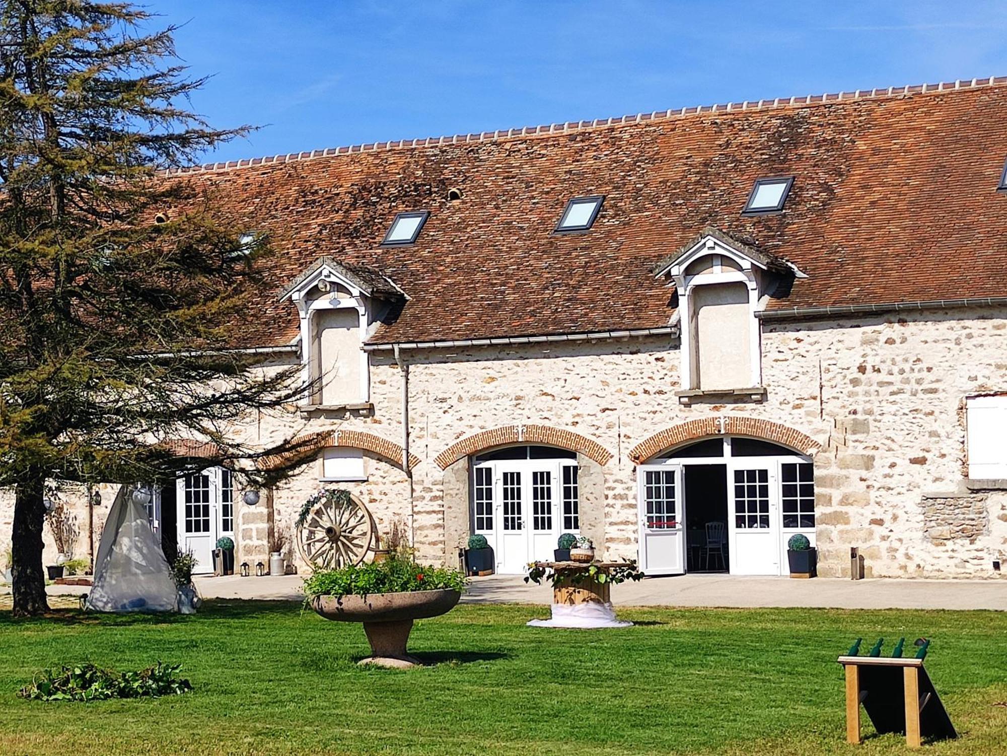 Domaine De La Ferme De Mont Panzió Mormant Kültér fotó